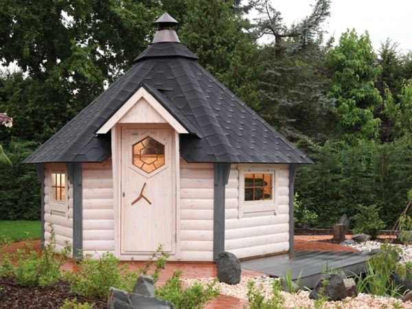 Wolff Finnhaus Grillkota 9 de luxe inkl. schwarzen Dachschindeln und Grillanlage Wolff Finnhaus Grillkota 9 de luxe inkl. schwarzen Dachschindeln und Grillanlage